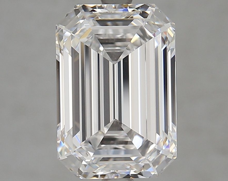 4.07 ct. emerald Lab Grown Diamond front image