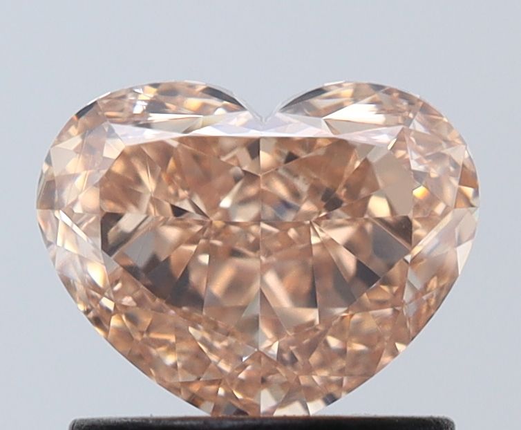 1.02 ct Heart diamond