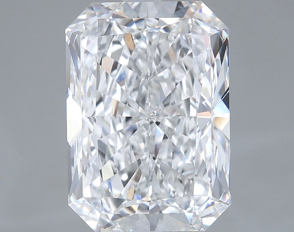 4.04 ct. radiant Lab Grown Diamond front image
