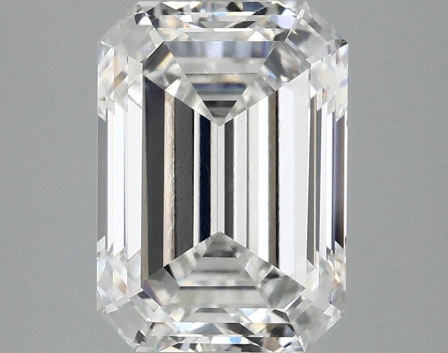 4.05 ct. emerald Lab Grown Diamond front image