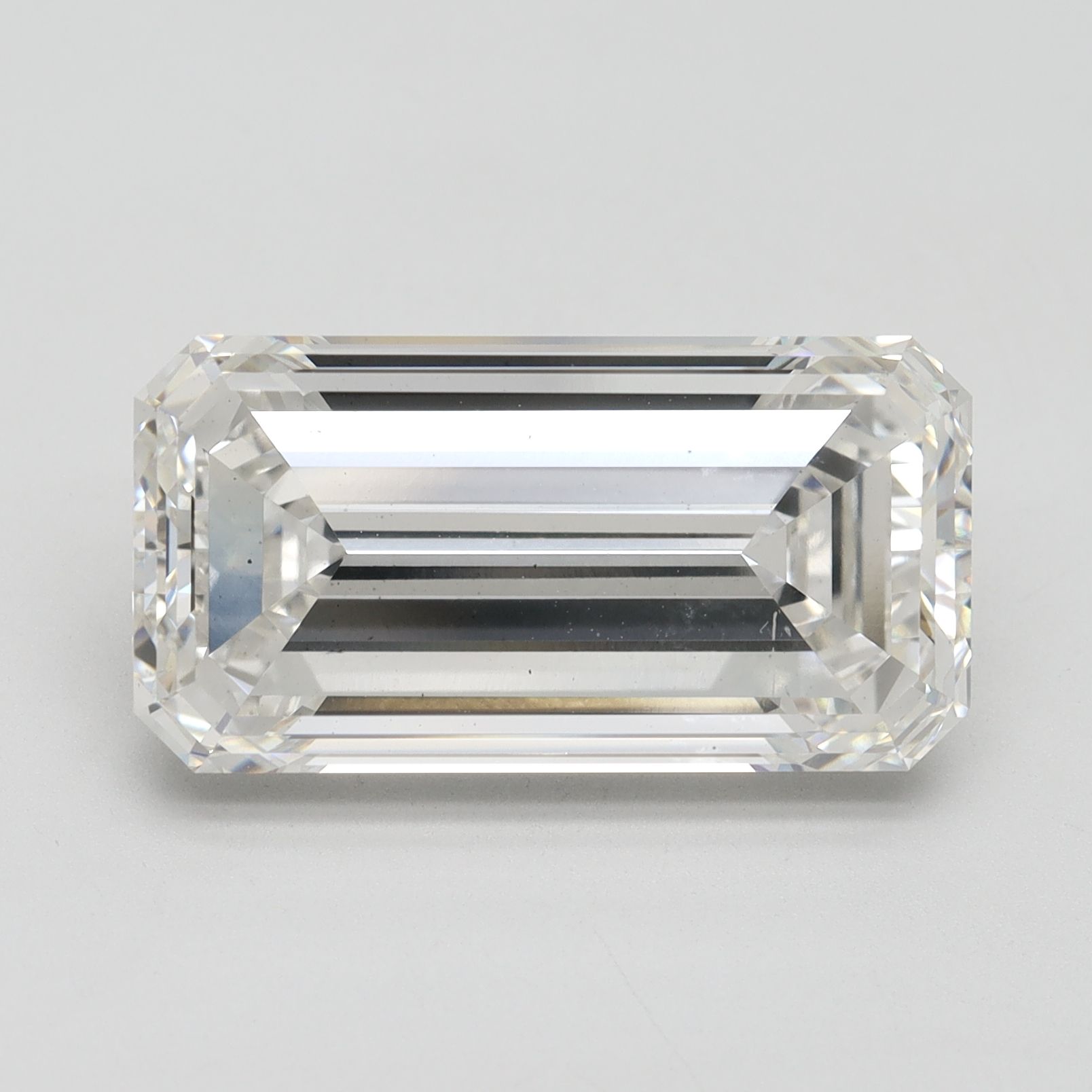 9.06 ct. emerald Lab Grown Diamond front image