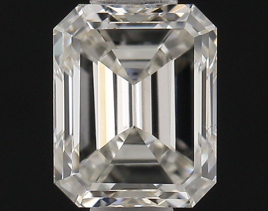 0.71 ct. emerald Lab Grown Diamond front image