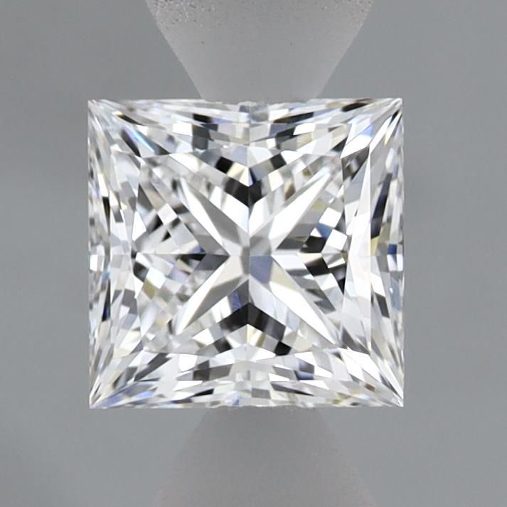 1.09 ct lab-grown Princess Diamond