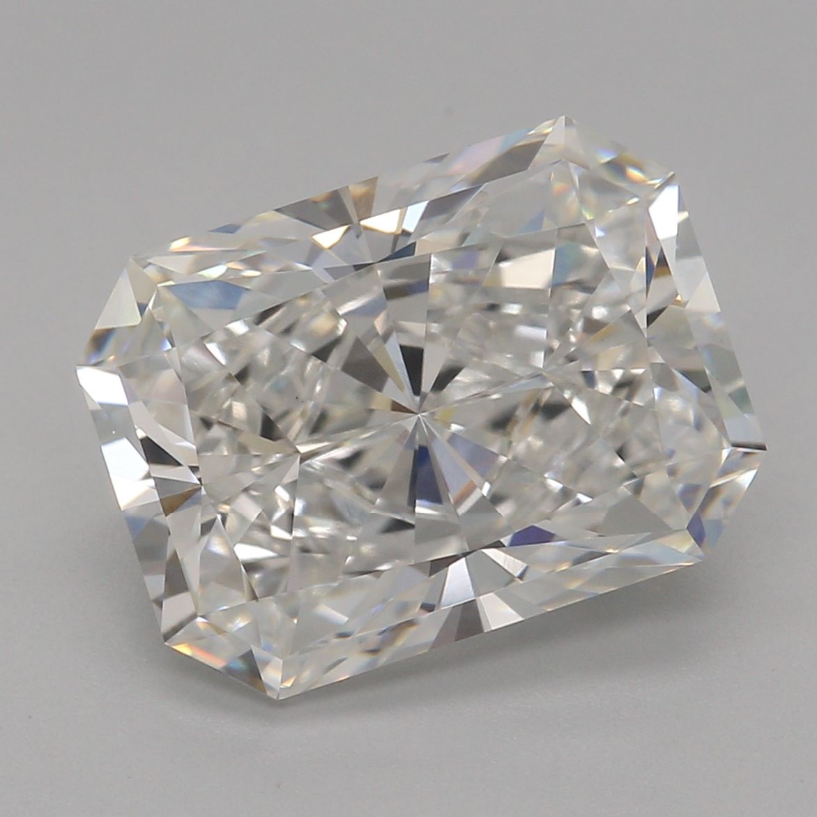 3.53 ct. radiant Lab Grown Diamond front image