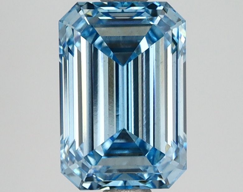 1.67 ct. emerald Lab Grown Diamond front image