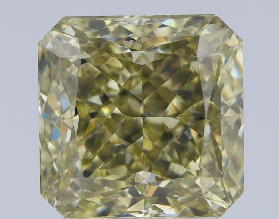 2.64 ct Square diamond