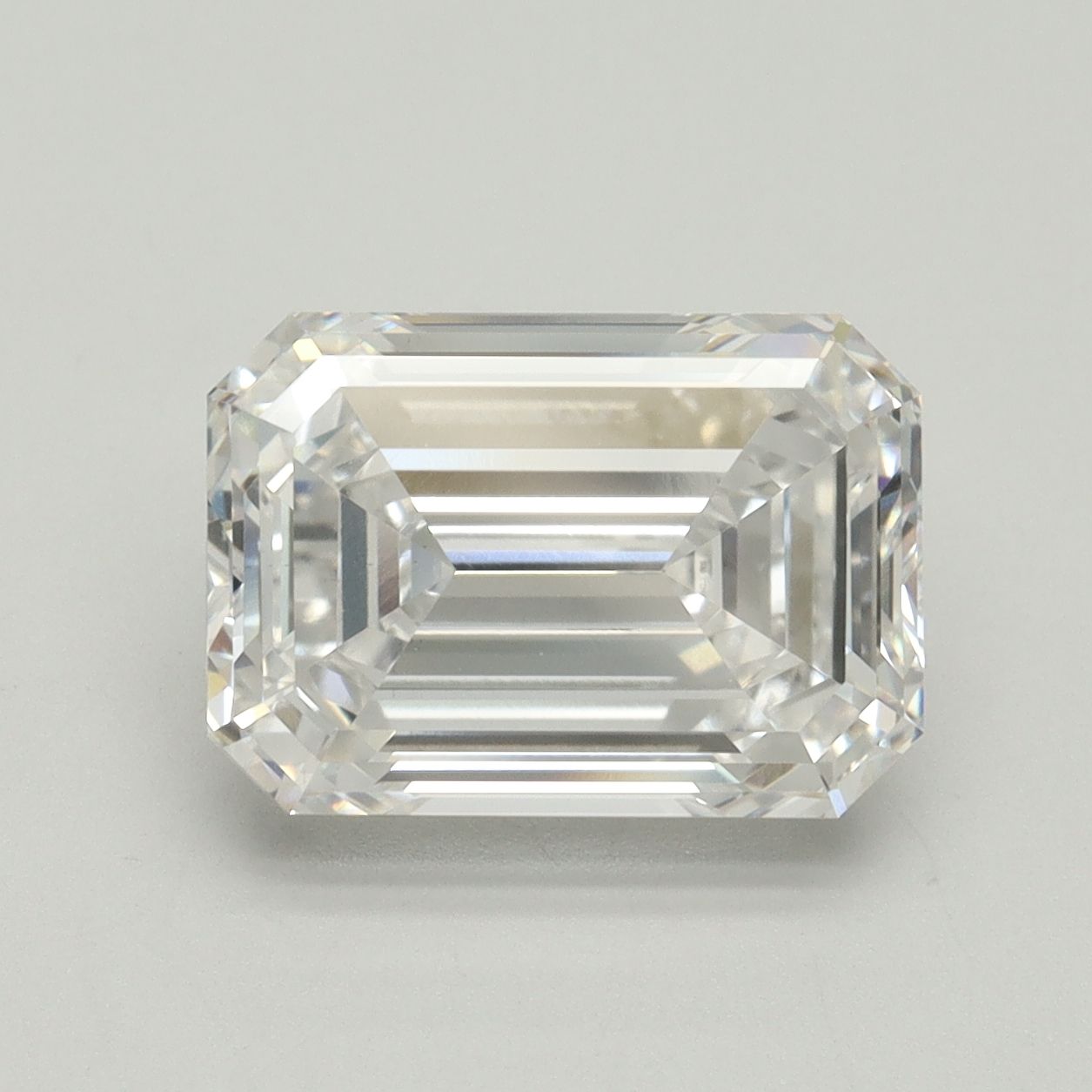 4.70 ct. emerald Lab Grown Diamond front image