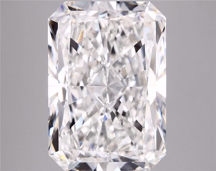 6.35 ct. radiant Lab Grown Diamond front image