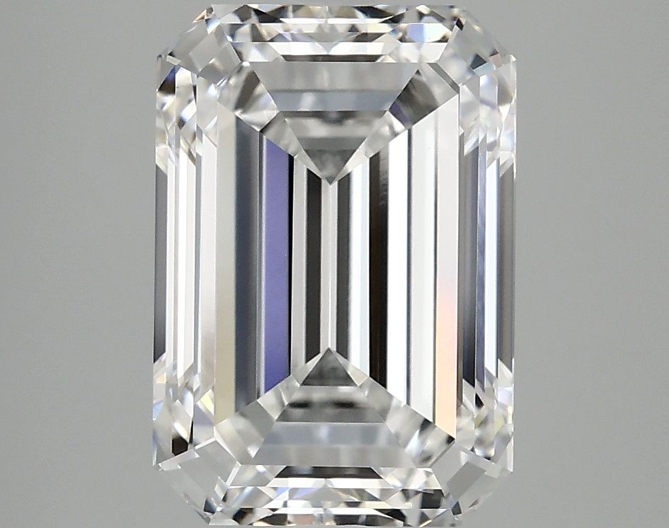 4.06 ct. emerald Lab Grown Diamond front image
