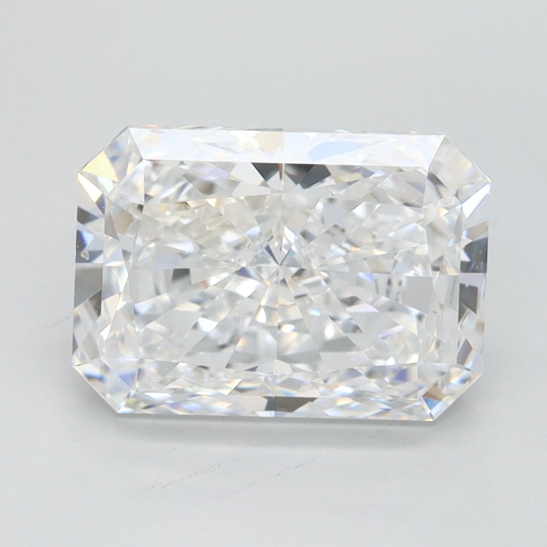 2.53 ct. radiant Lab Grown Diamond front image