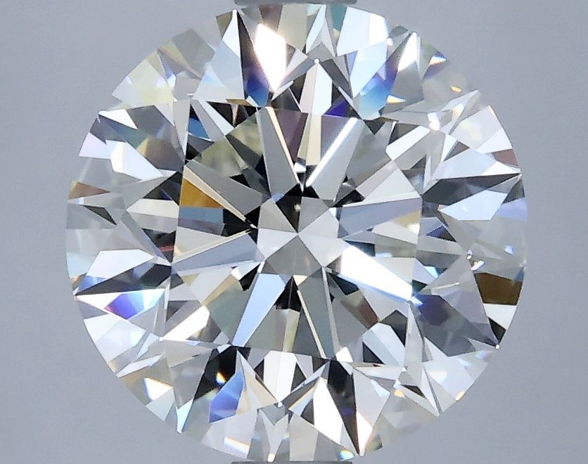 1.77 ct Round diamond