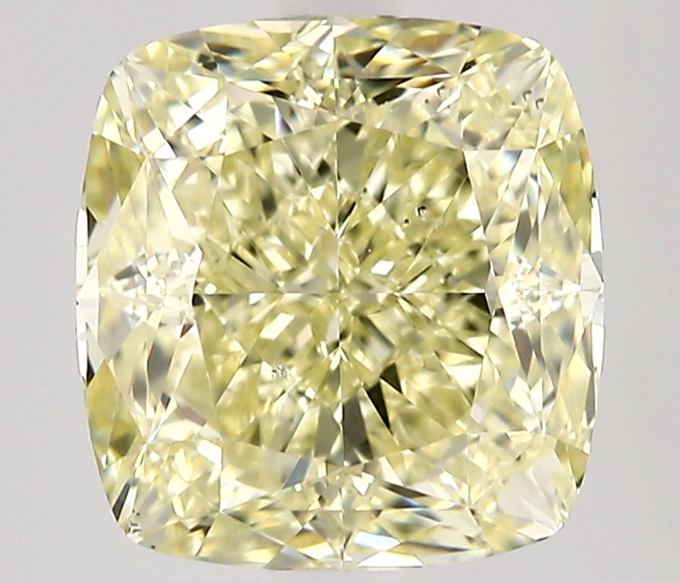 2.81 ct Cushion Modified diamond