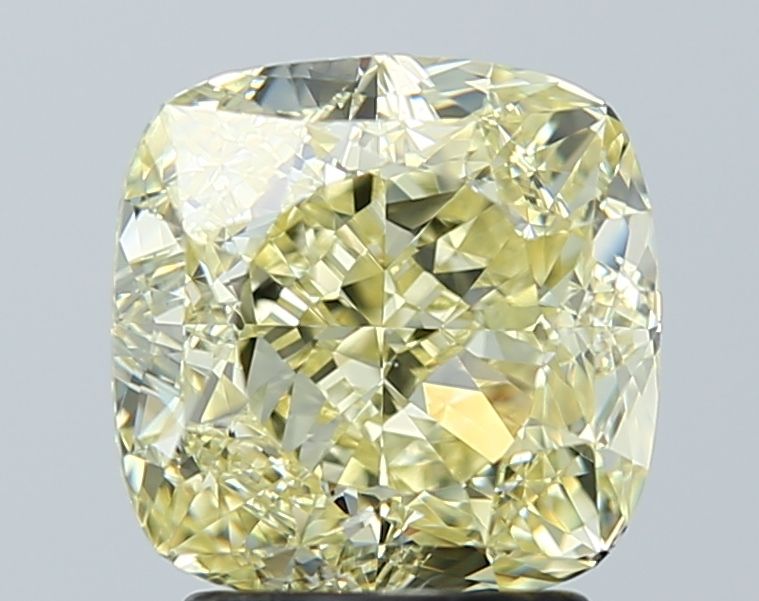 3.03 ct Cushion Modified diamond