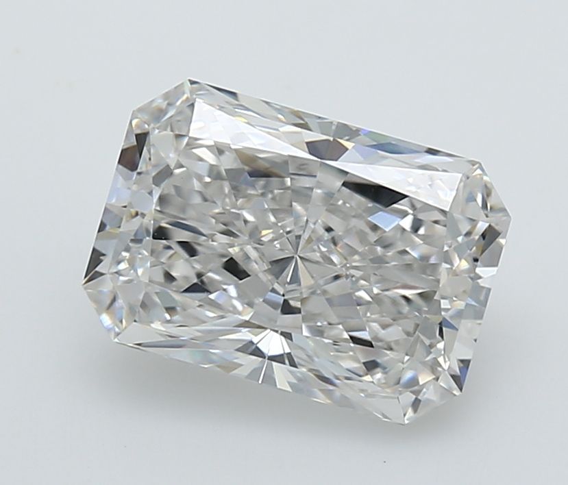 3.17 ct Radiant diamond