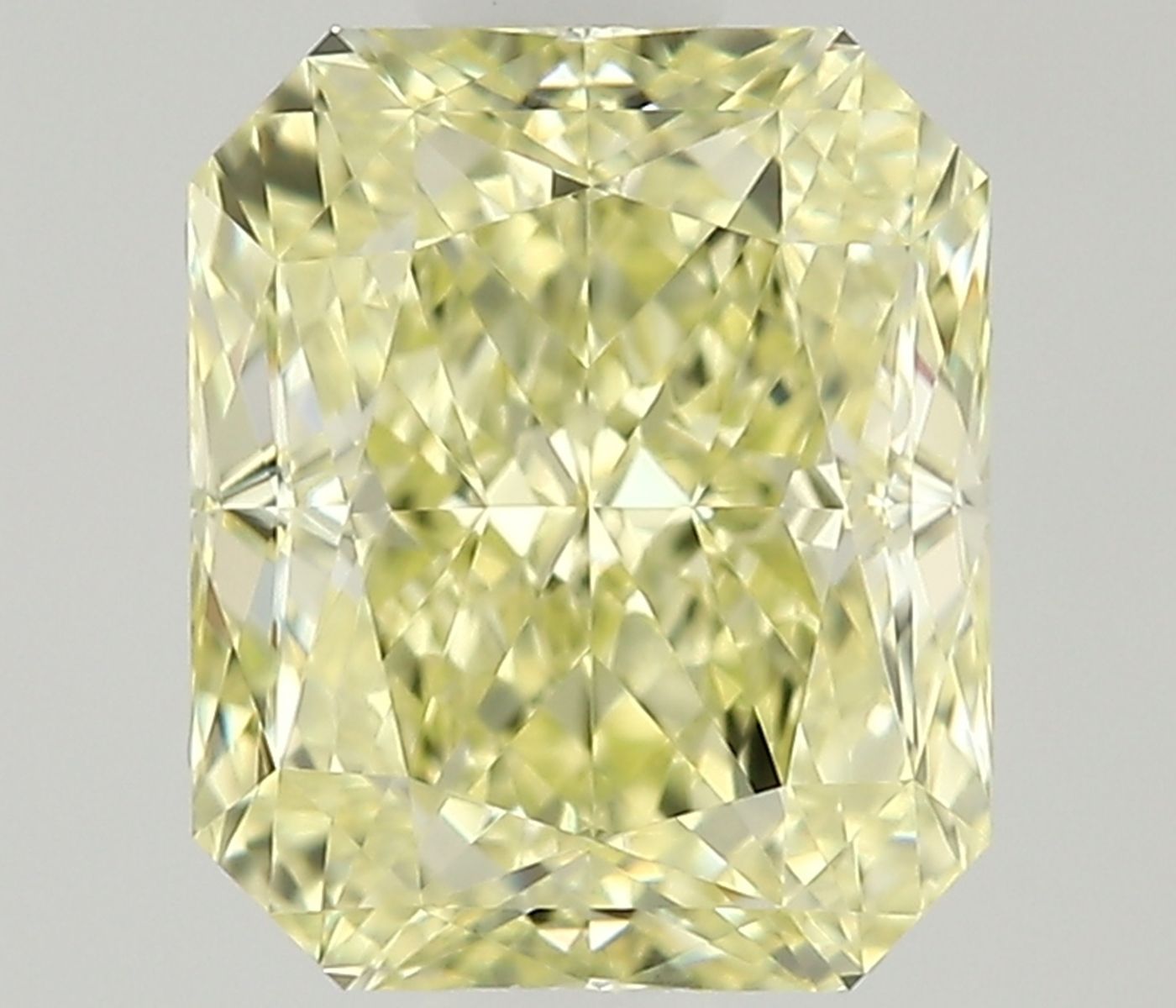 0.90 ct Radiant diamond