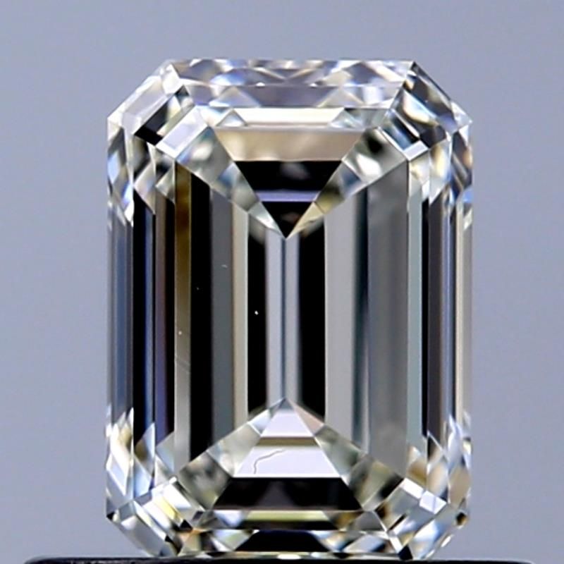 0.70 ct Emerald diamond