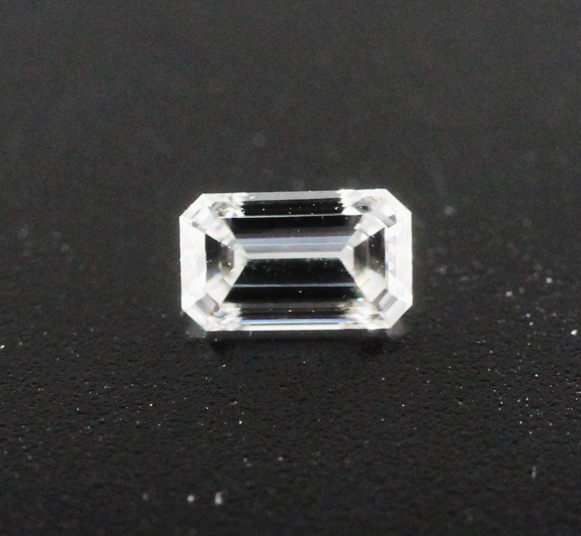 0.31 ct Emerald diamond