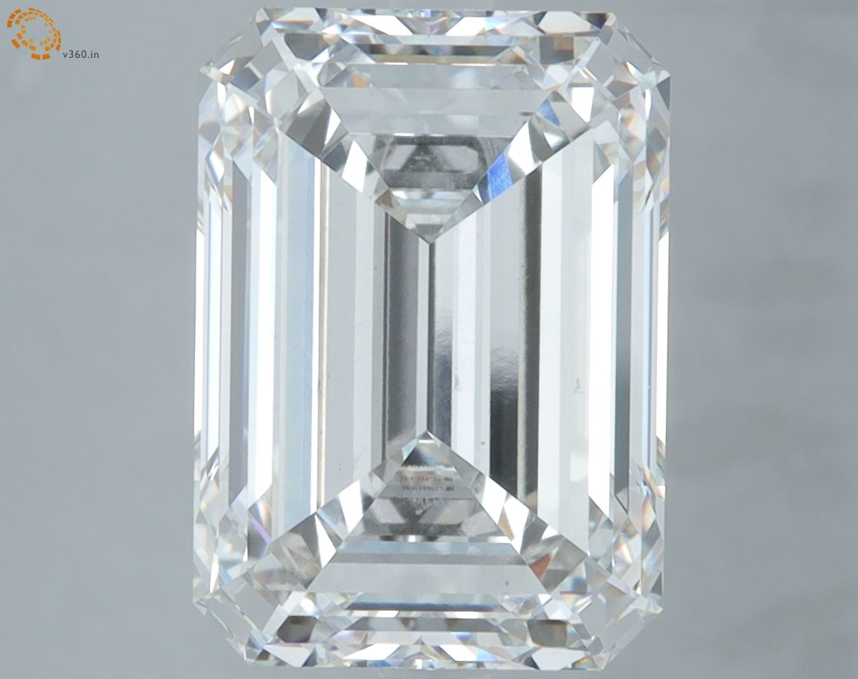 7.12 ct. emerald Lab Grown Diamond front image