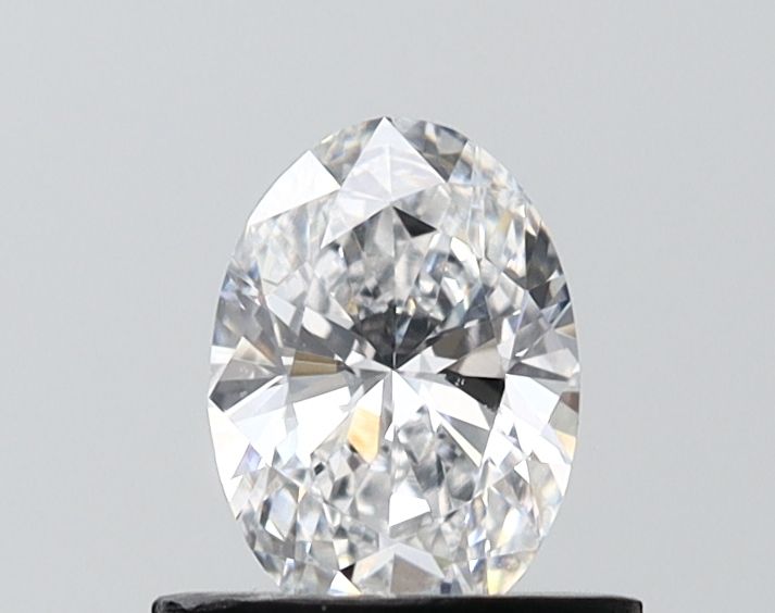 0.7 ct lab-grown Oval Diamond