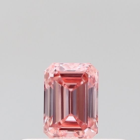 0.26 ct lab-grown Emerald Diamond