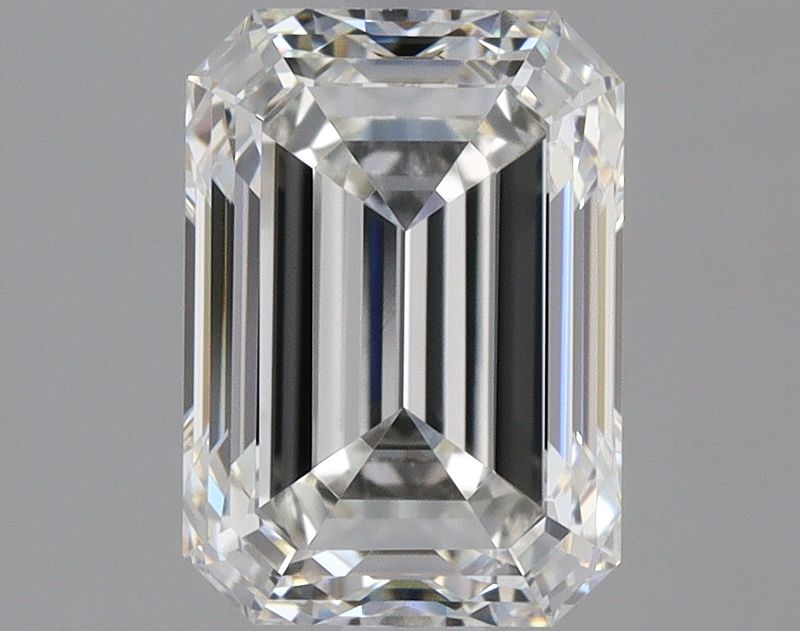 2.01 ct Emerald diamond
