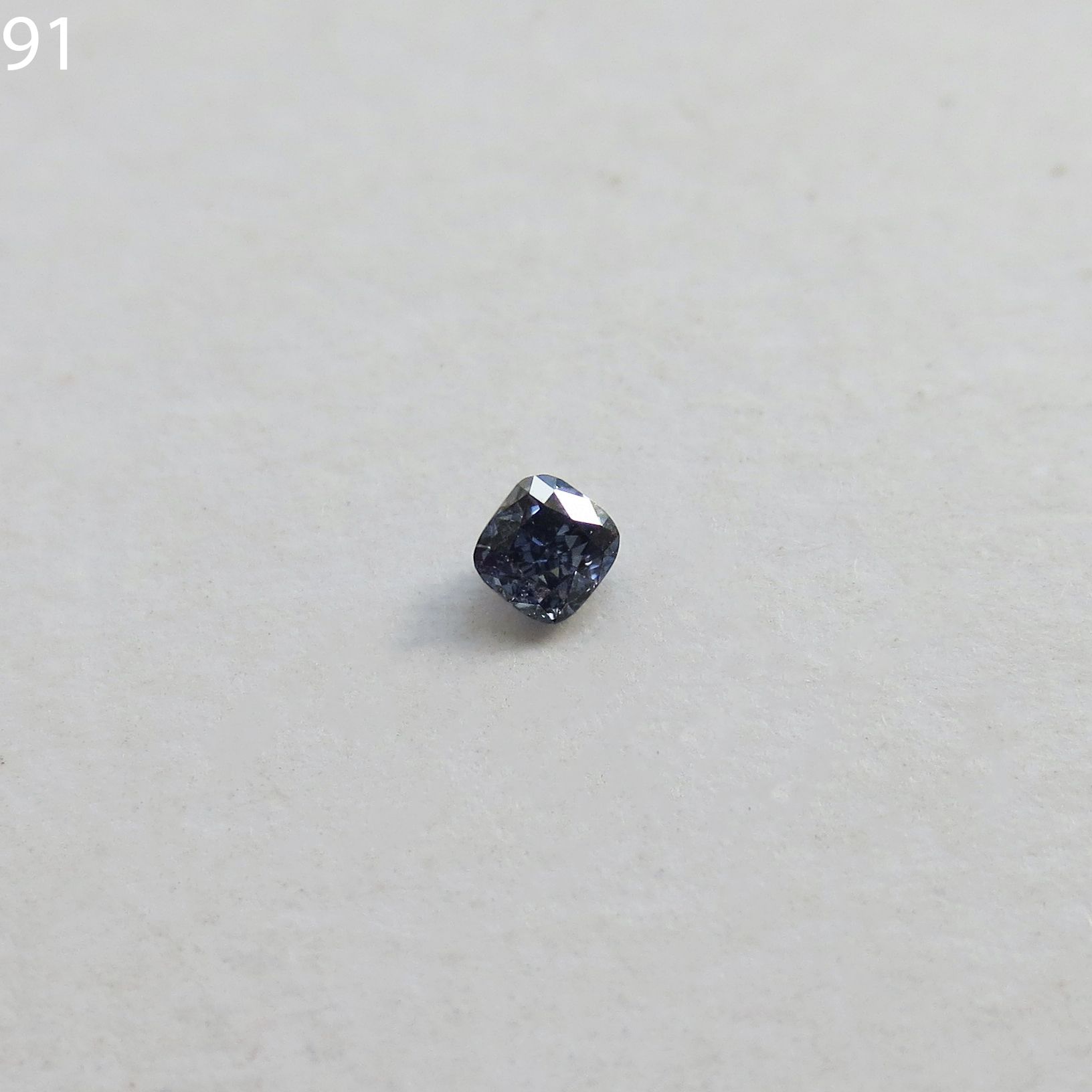 Diament 0.04 ct Fancy Dark Gray Blue/