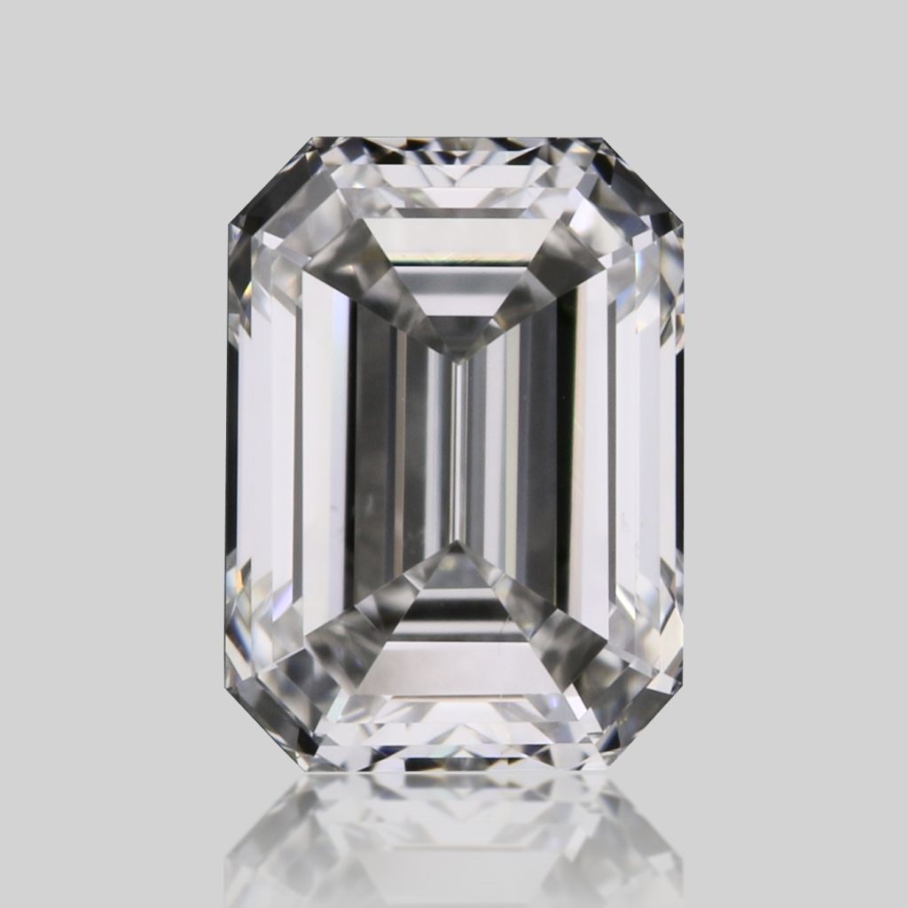 0.38 ct Emerald diamond