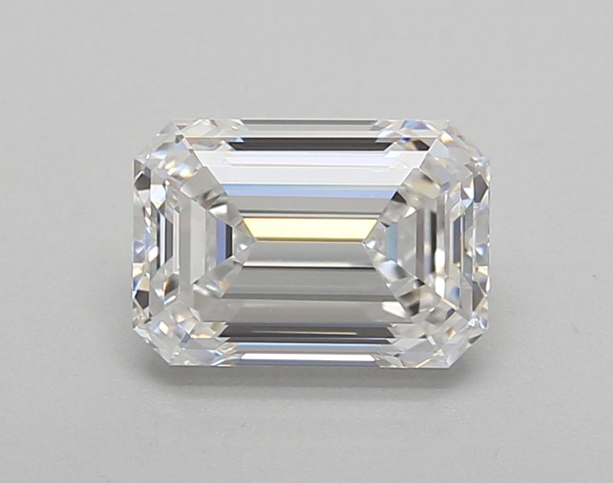 1.52 ct. emerald Lab Grown Diamond front image