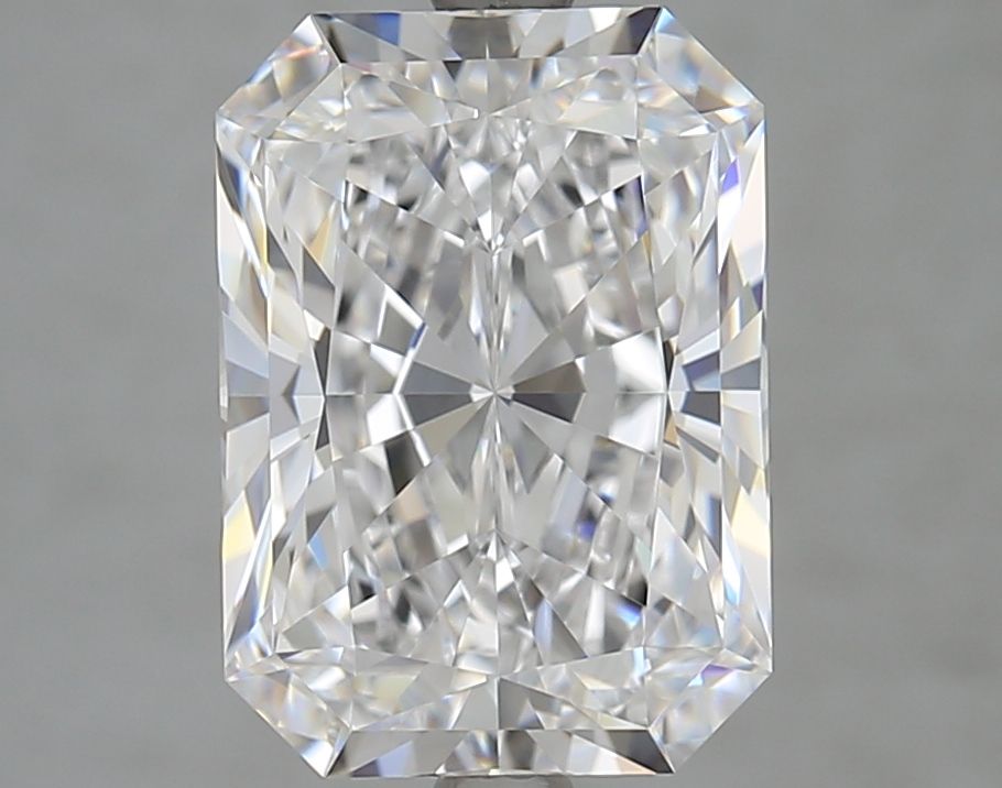 4.20 ct. radiant Lab Grown Diamond front image