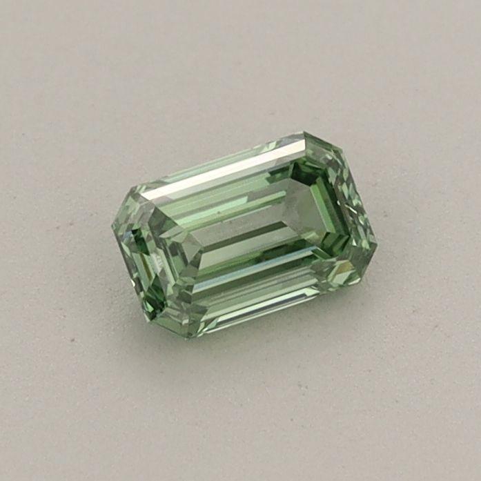 0.35 CT Fancy Vivid Green EMERALD