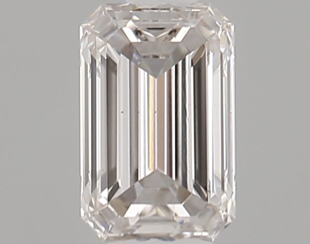 0.40 ct Emerald diamond