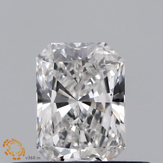 0.36 ct lab-grown Radiant Diamond
