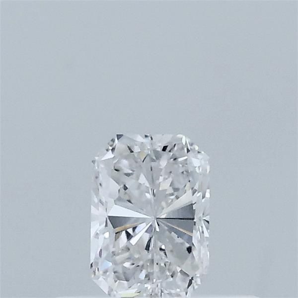 0.34 ct lab-grown Radiant Diamond