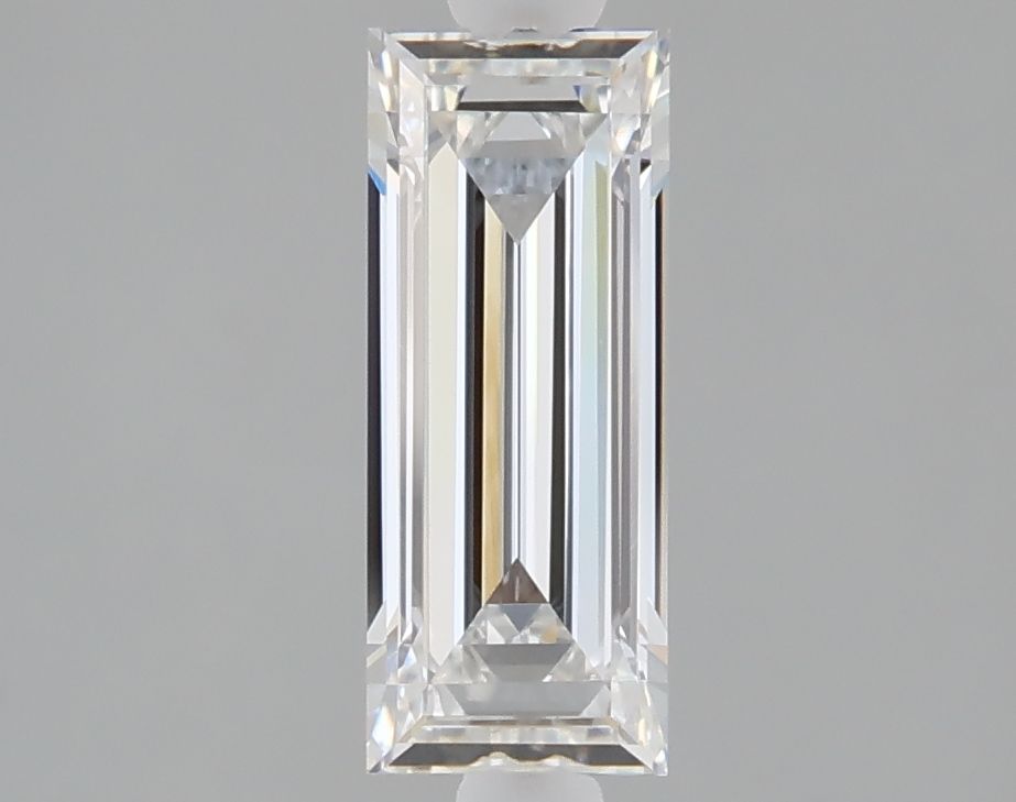1.05 ct lab-grown Baguette Diamond