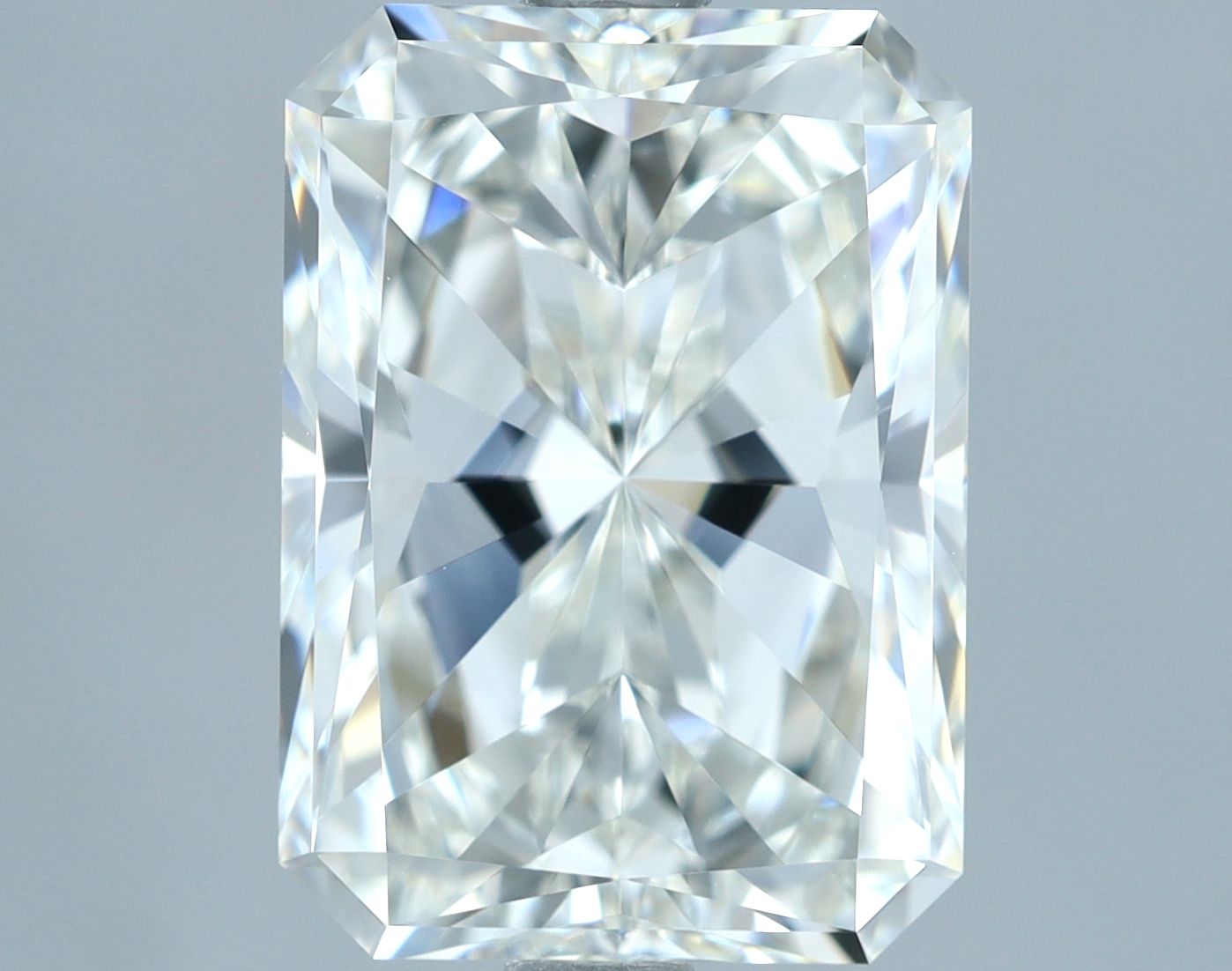 3.51 ct Radiant diamond