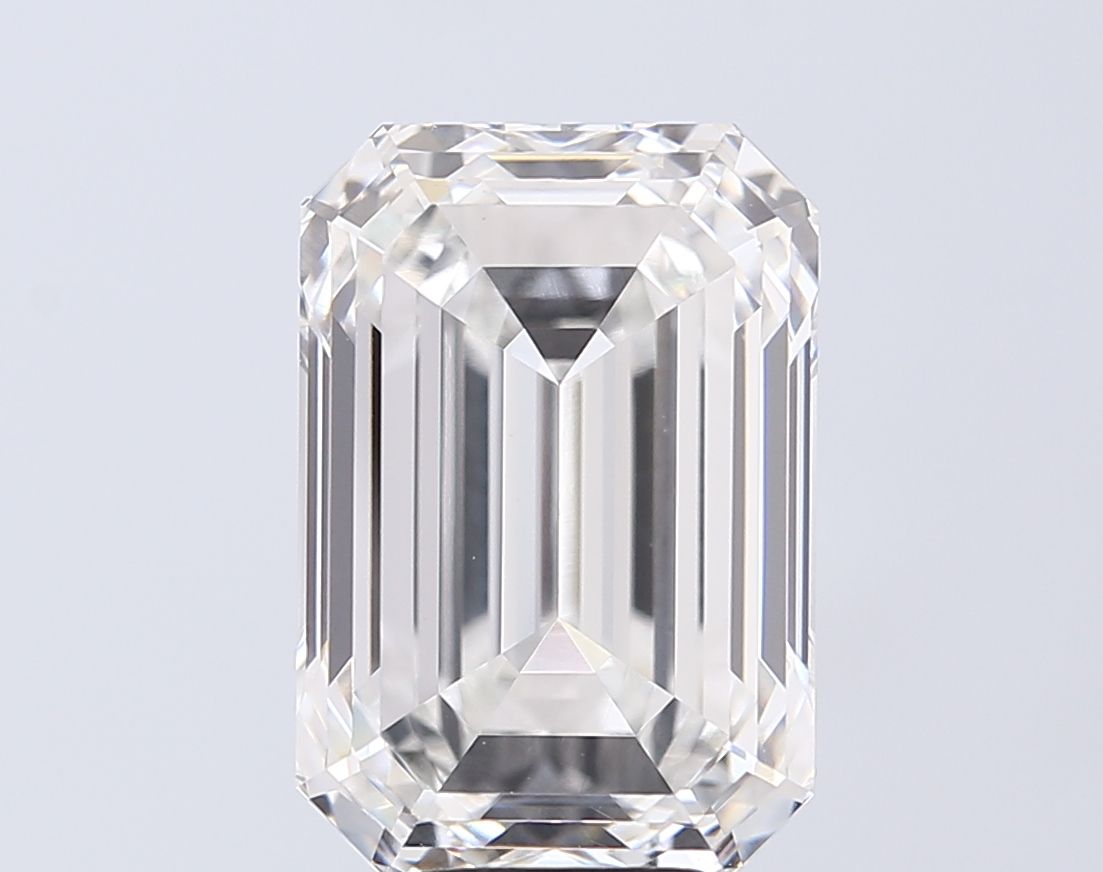 8.06 ct. emerald Lab Grown Diamond front image