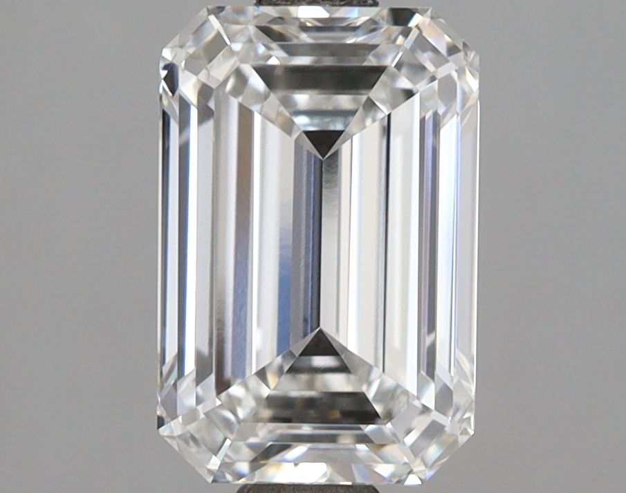 2.51 ct. emerald Lab Grown Diamond front image