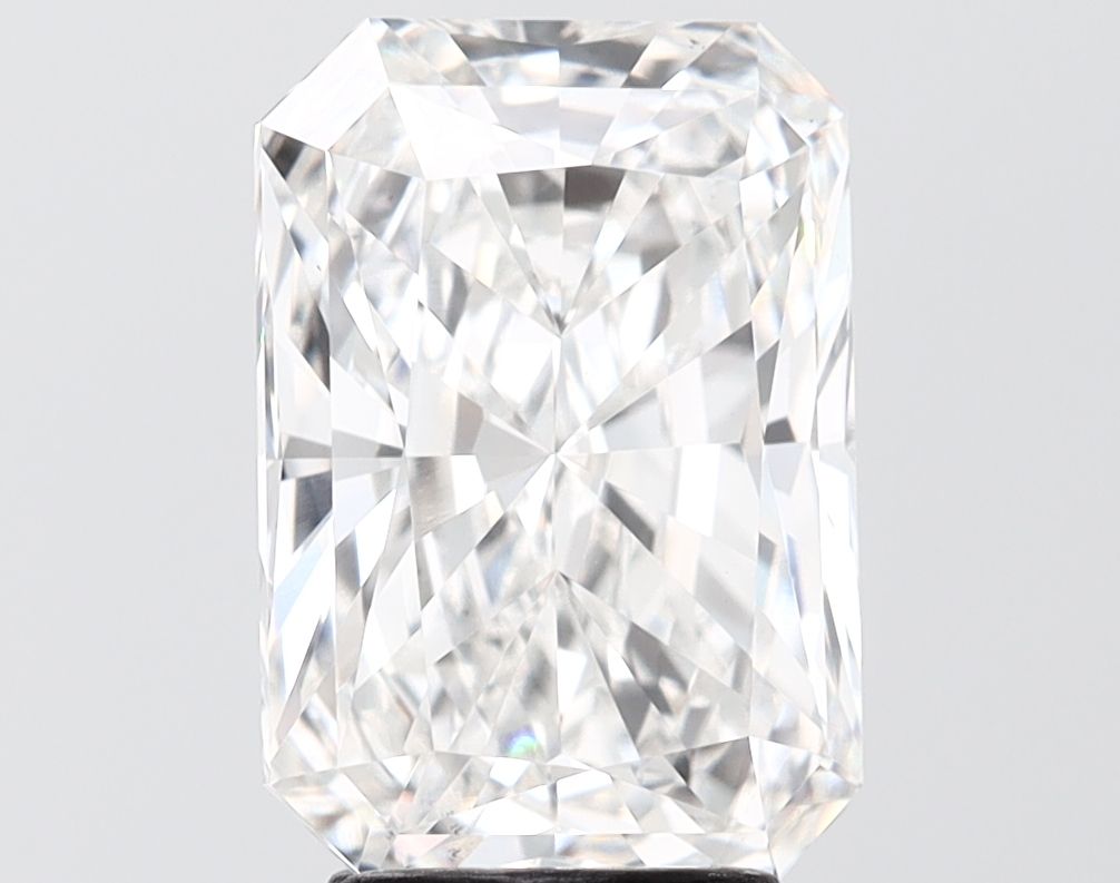 4.02 ct. radiant Lab Grown Diamond front image