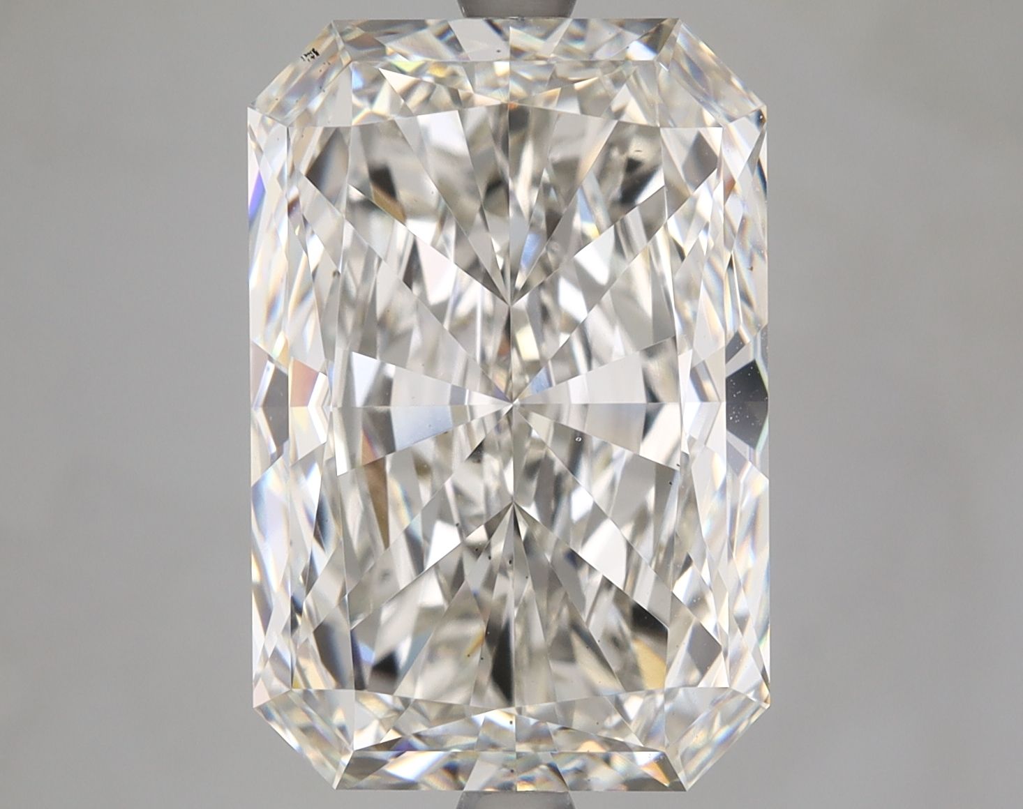 8.57 ct. radiant Lab Grown Diamond front image