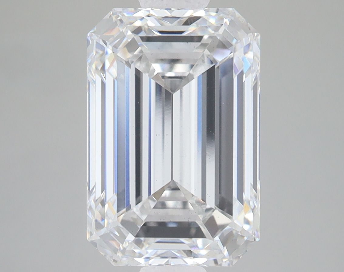 4.98 ct. emerald Lab Grown Diamond front image