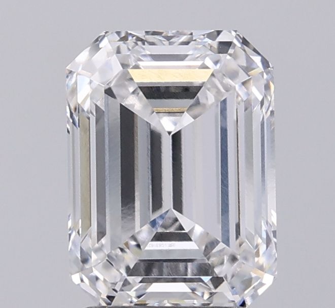 2.54 ct. emerald Lab Grown Diamond front image