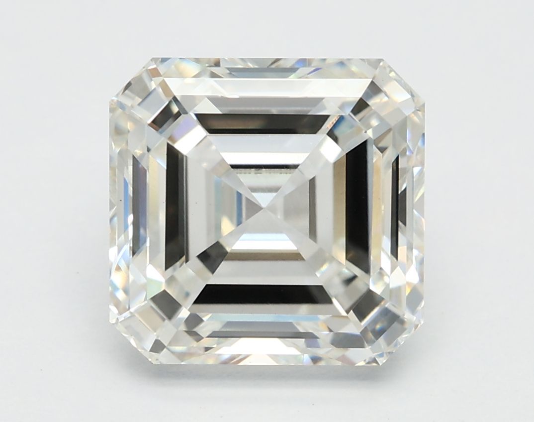 3.19 ct Square Emerald diamond