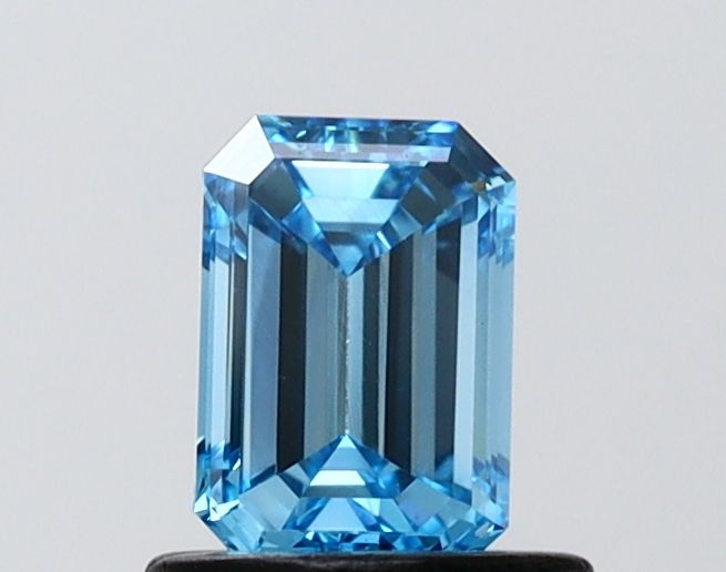 0.65 CT Fancy Vivid Blue EMERALD