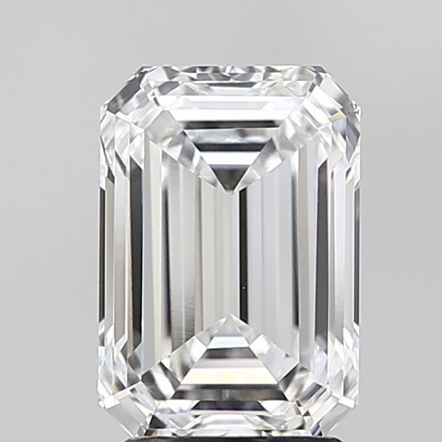 2.61 ct. emerald Lab Grown Diamond front image