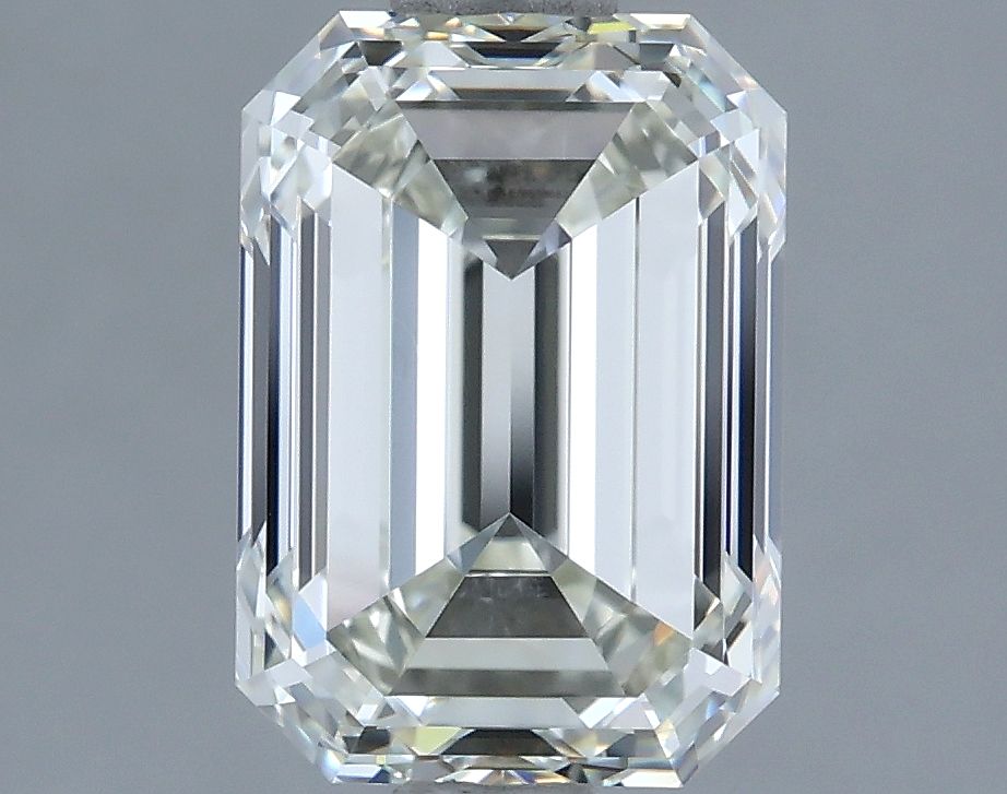 2.51 ct Emerald diamond