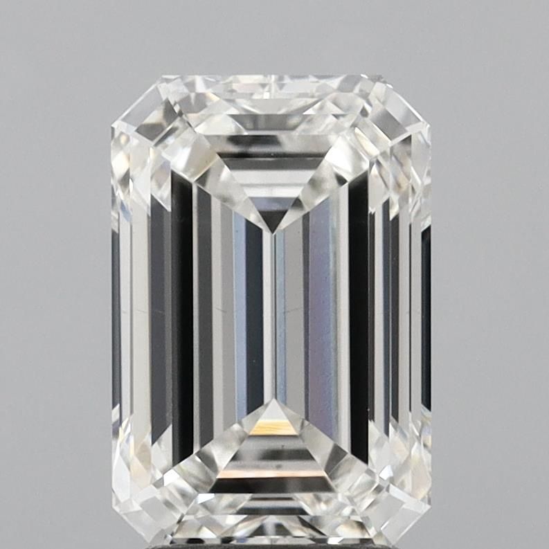 3.02 ct Emerald diamond