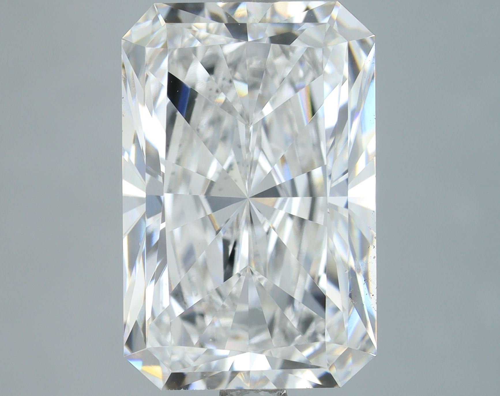 4.50 ct. radiant Lab Grown Diamond front image