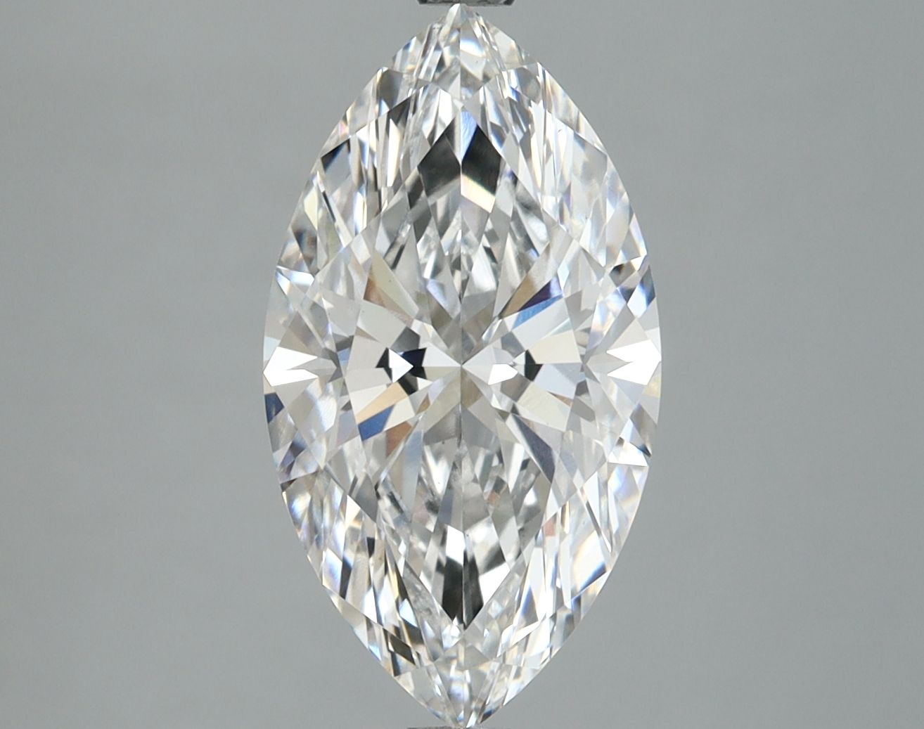 3.03 carat e VS2 EX Cut IGI marquise diamond