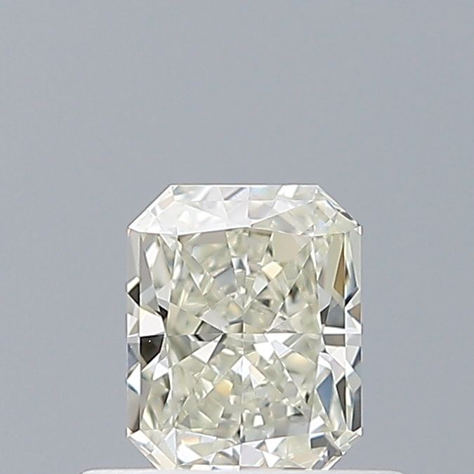0.4 ct Radiant Diamond