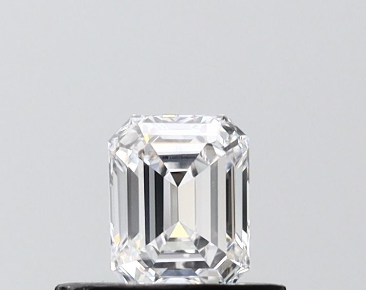 0.52 ct. emerald Lab Grown Diamond front image